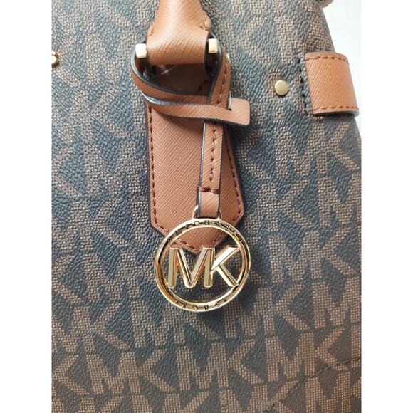 Michael Kors Lynn Brown Lugg MK Printed Large EW Satchel Bag - NWT $398 - Picture 4 of 16